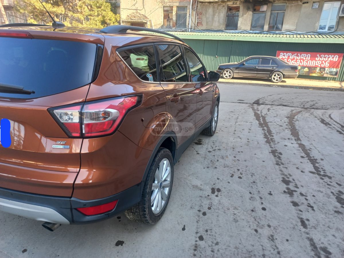 Ford Escape - фото 11