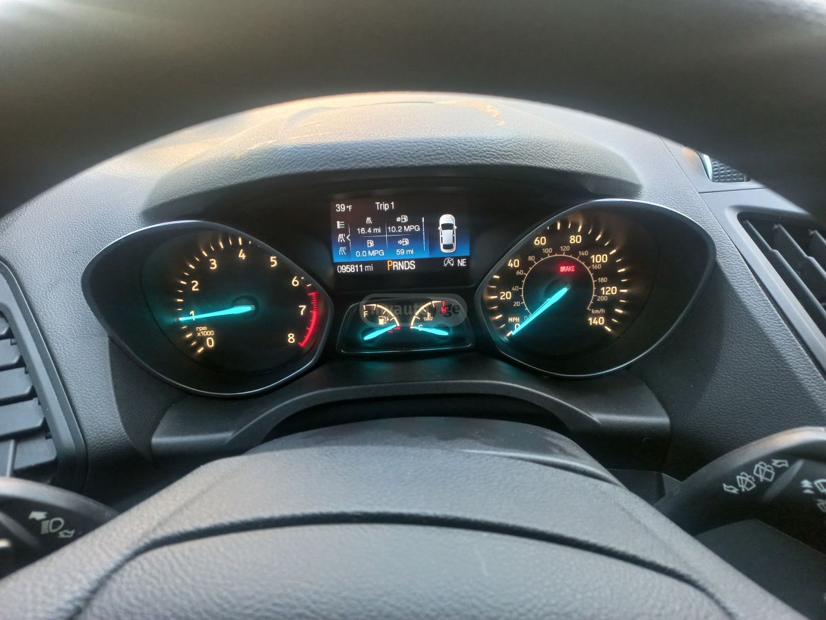 Ford Escape - фото 15