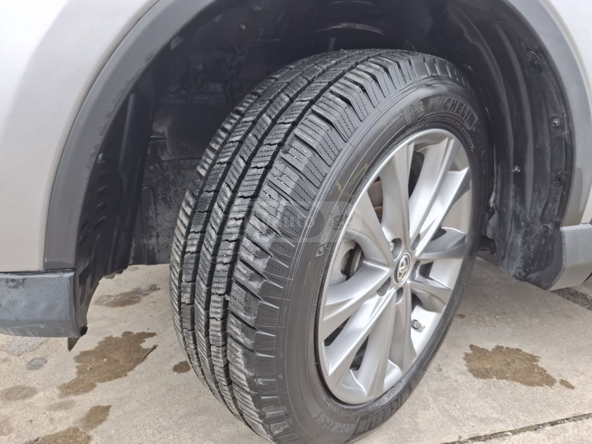 Toyota RAV 4 - фото 11