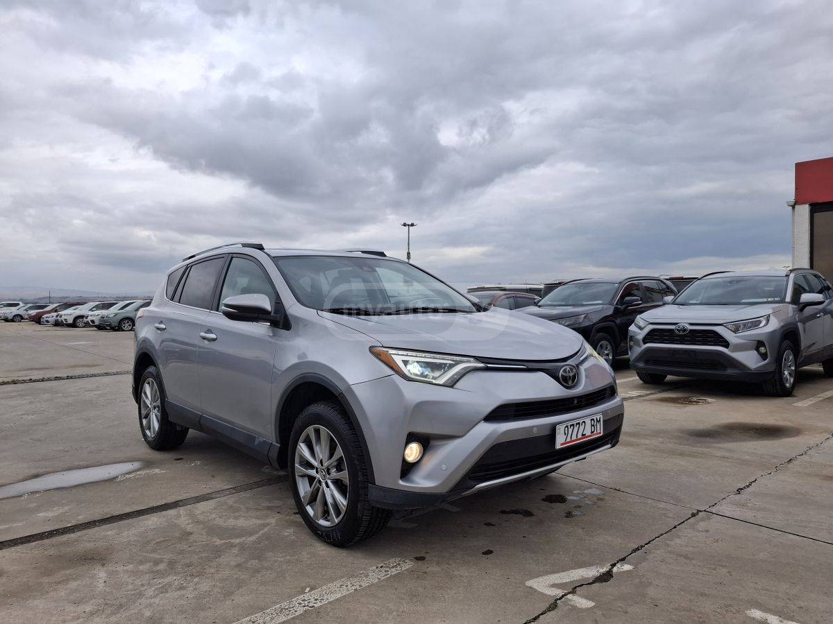 Toyota RAV 4 - фото 2