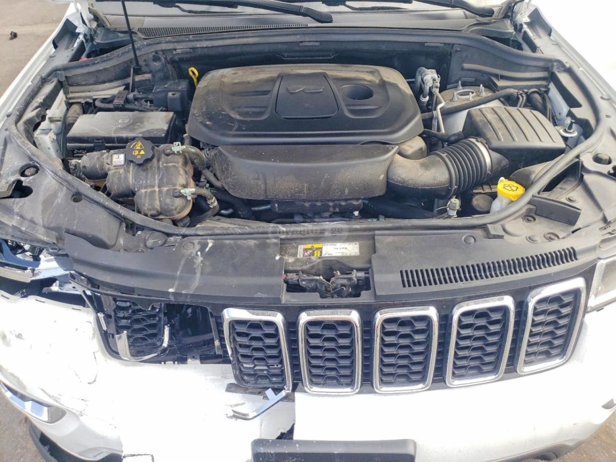 Jeep Grand Cherokee - фото 11