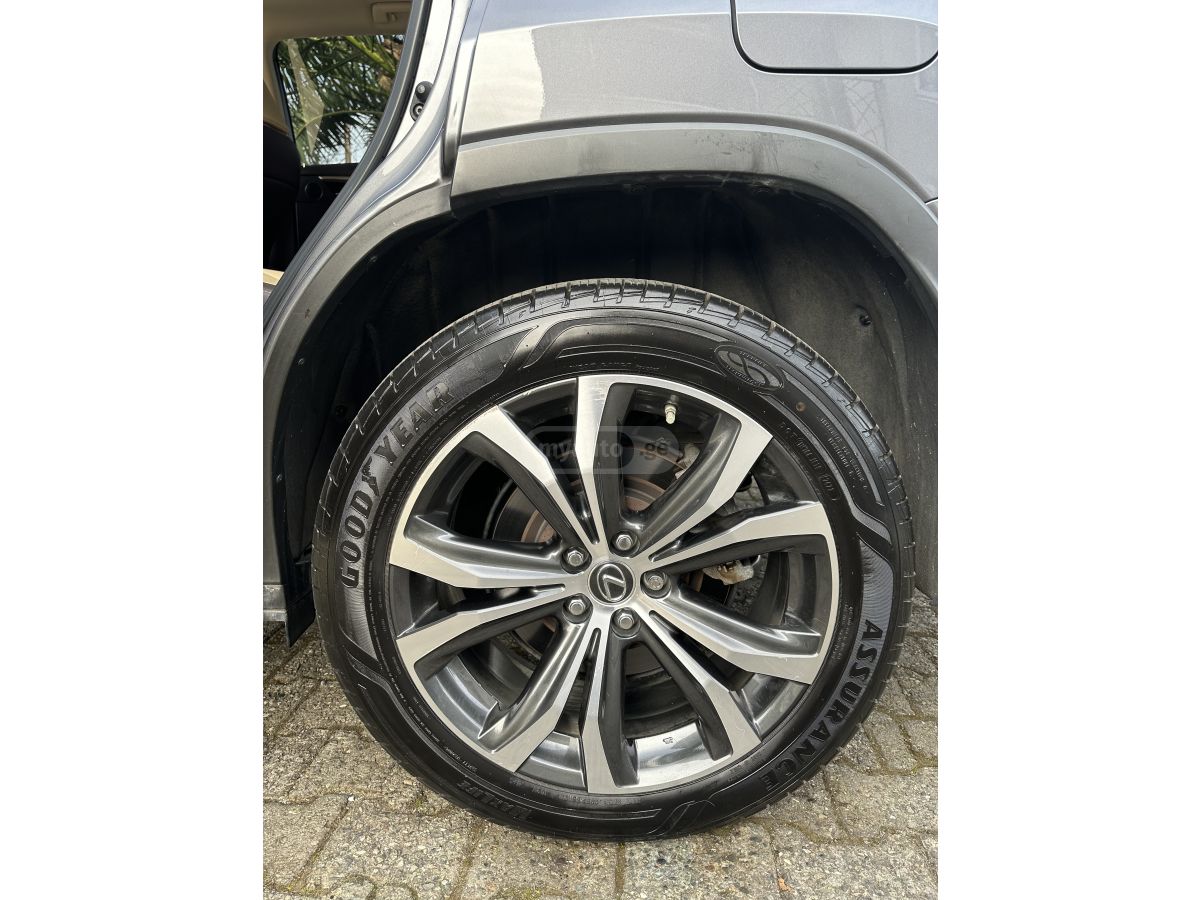 Lexus RX 350 - фото 11