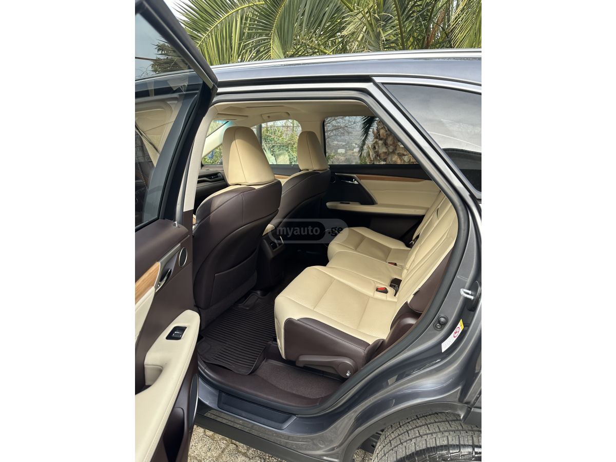 Lexus RX 350 - фото 9