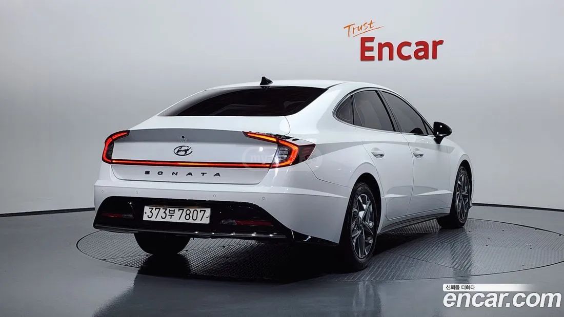 Hyundai Sonata - фото 2