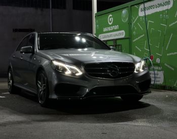 Mercedes-BenzE 3502014