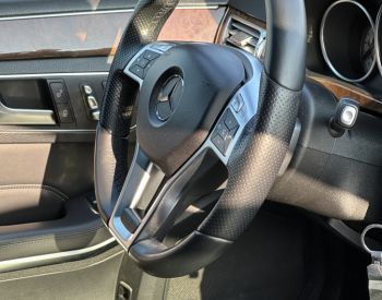 Mercedes-BenzE 3502014