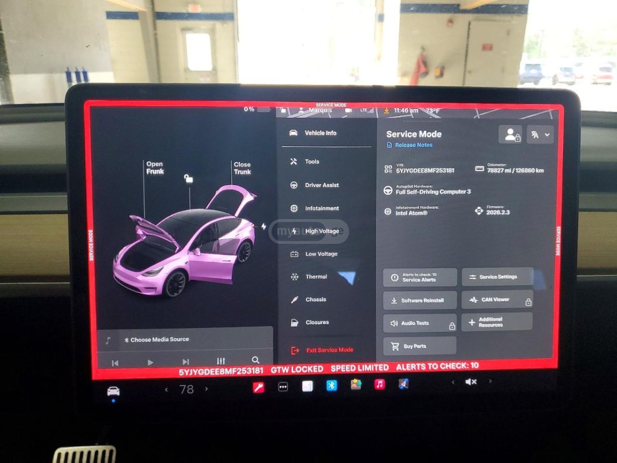 Tesla Model Y - фото 9