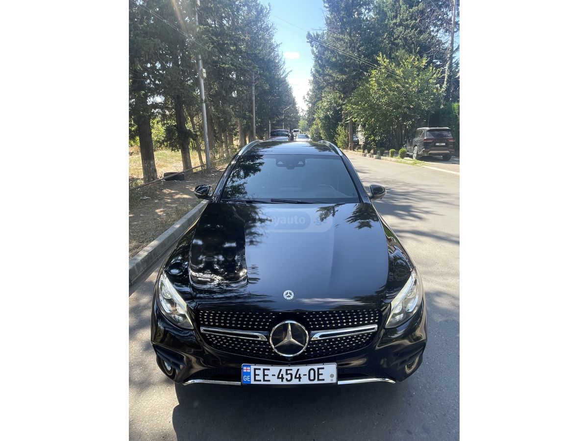 Mercedes-Benz GLC 300 - фото 10