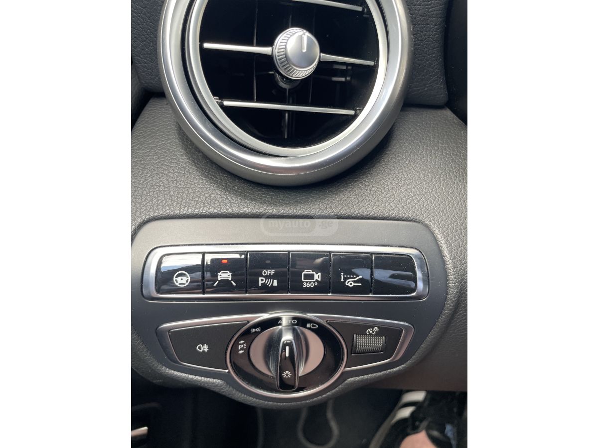 Mercedes-Benz GLC 300 - фото 2