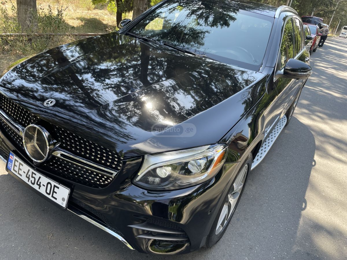 Mercedes-Benz GLC 300 - фото 3