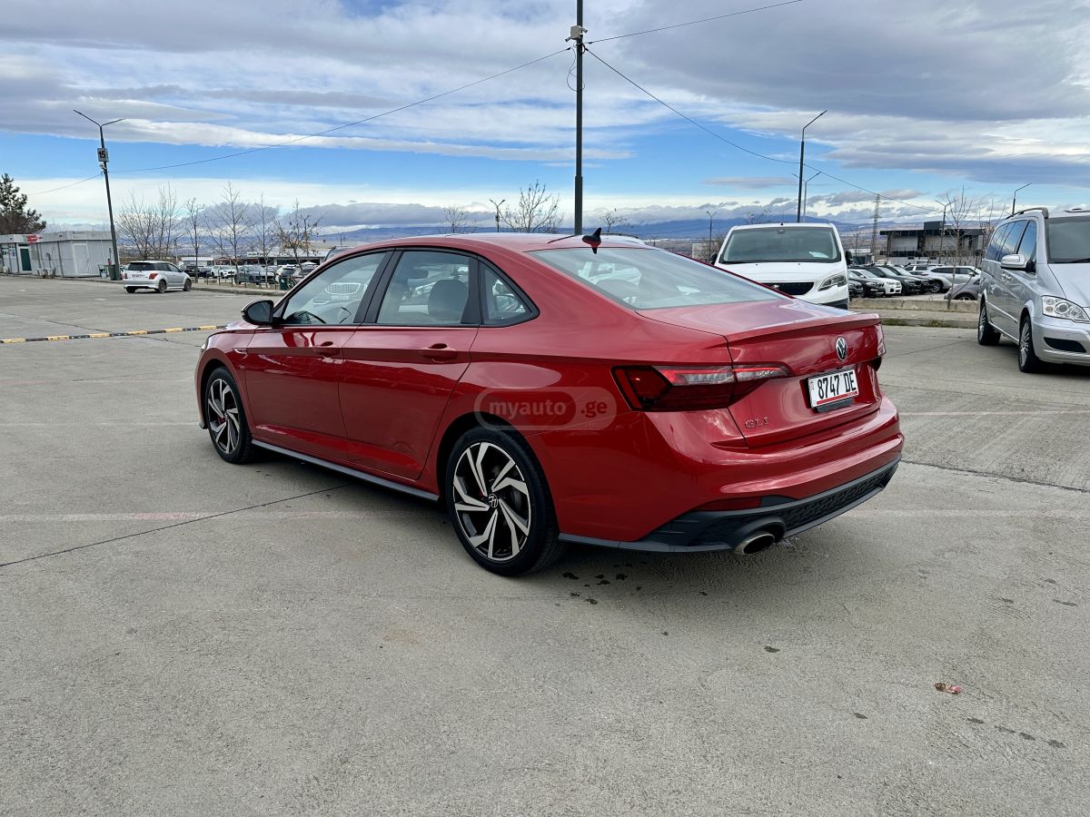 Volkswagen Jetta 2022 — миниатюра 3