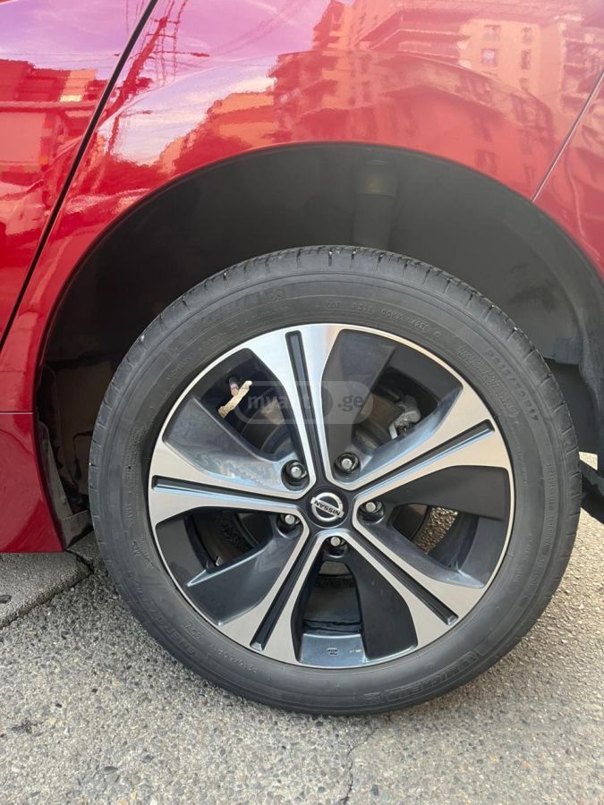 Nissan Leaf - фото 11