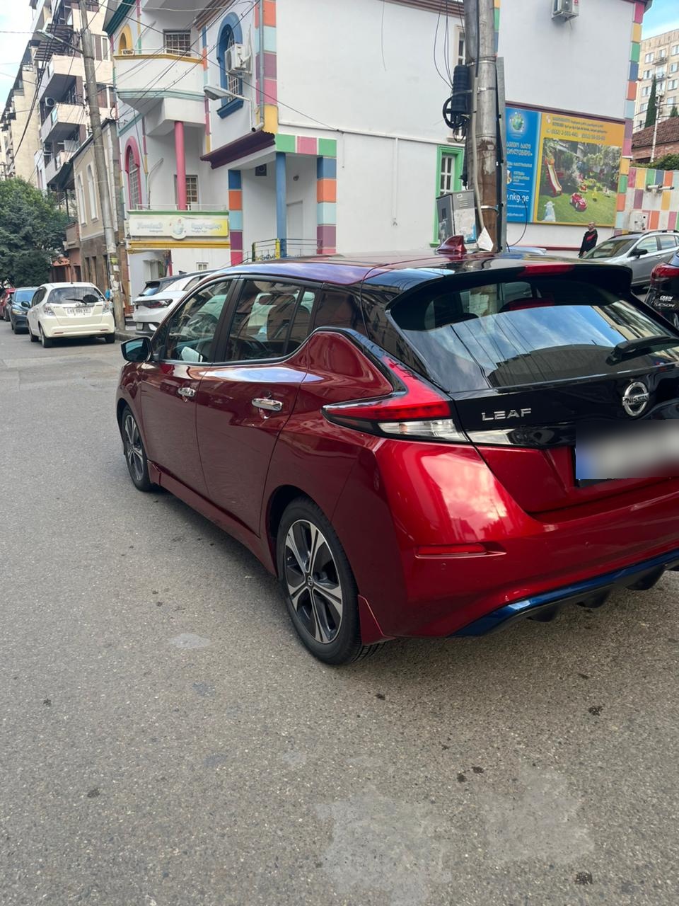Nissan Leaf - фото 8
