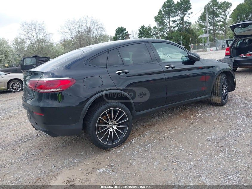 Mercedes-Benz GLC 300 Coupe - фото 1