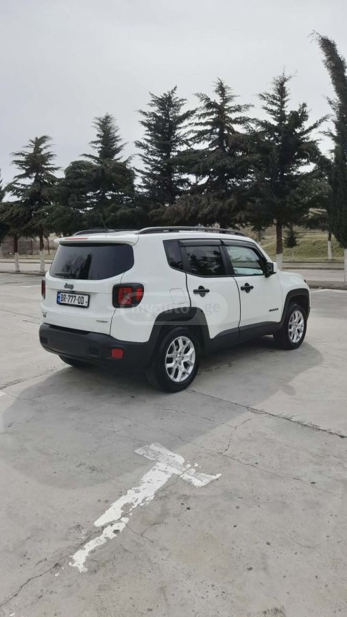 Jeep Renegade - фото 5
