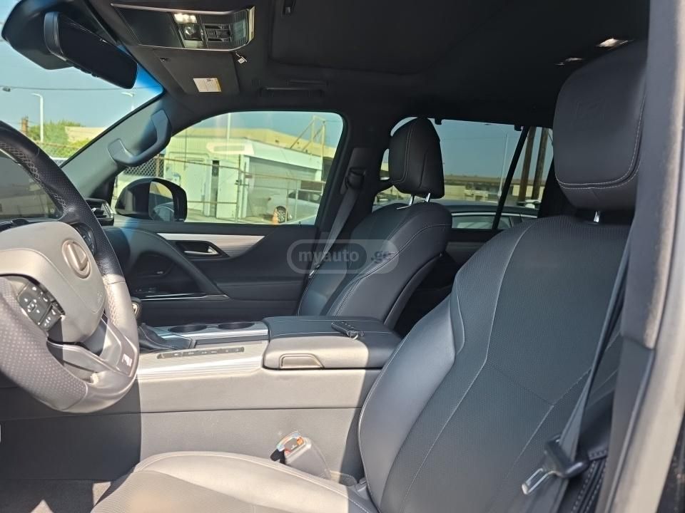 Lexus LX 600 - фото 11