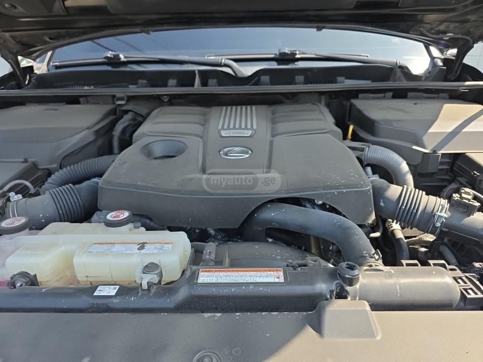 Lexus LX 600 - фото 13