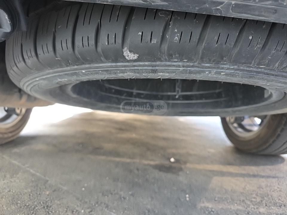 Lexus LX 600 - фото 14