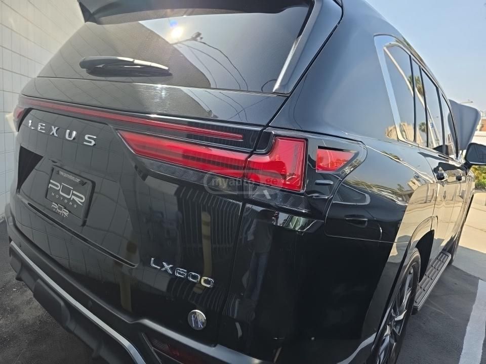 Lexus LX 600 - фото 5