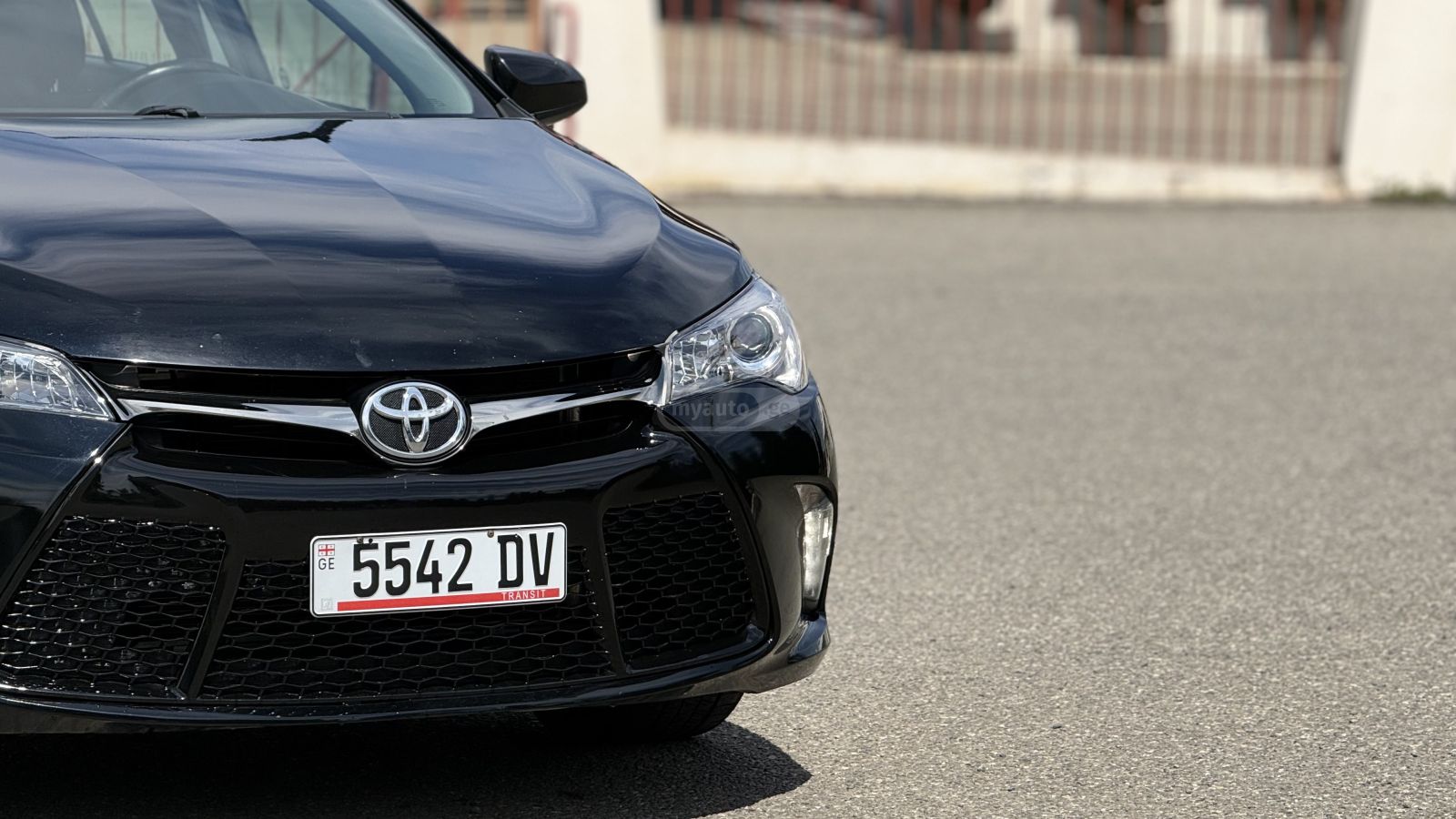 Toyota Camry - фото 3
