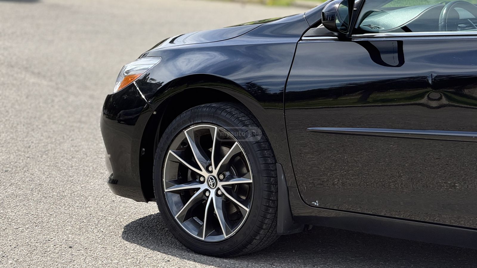 Toyota Camry - фото 5