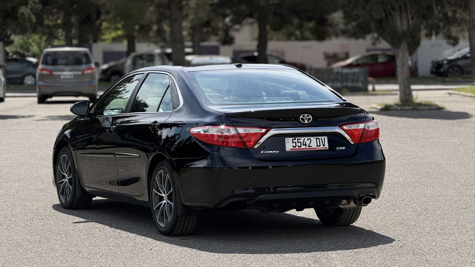 Toyota Camry - фото 6