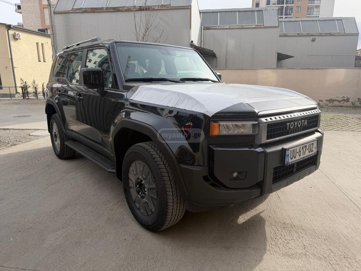 Toyota Land Cruiser Prado - фото 1