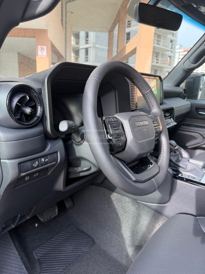 Toyota Land Cruiser Prado - фото 10