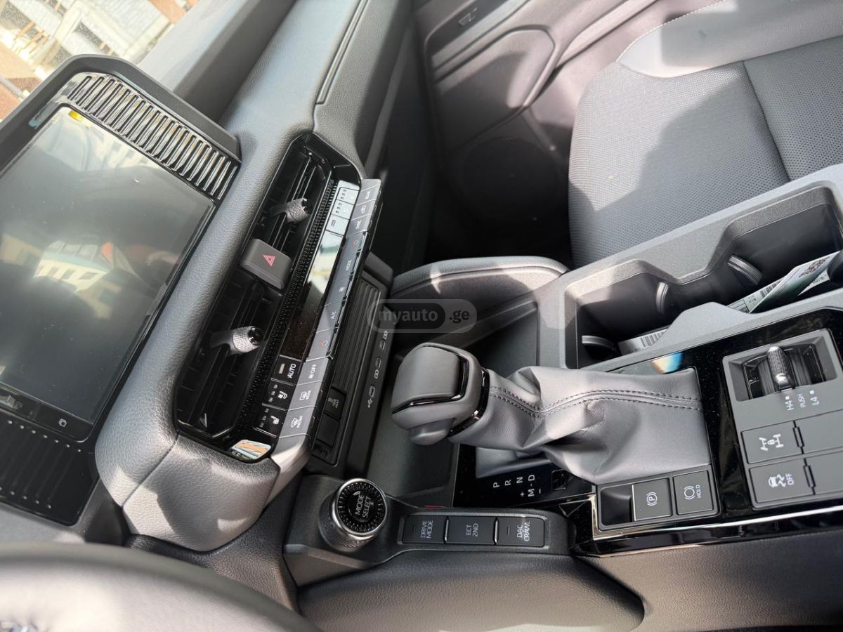 Toyota Land Cruiser Prado - фото 14