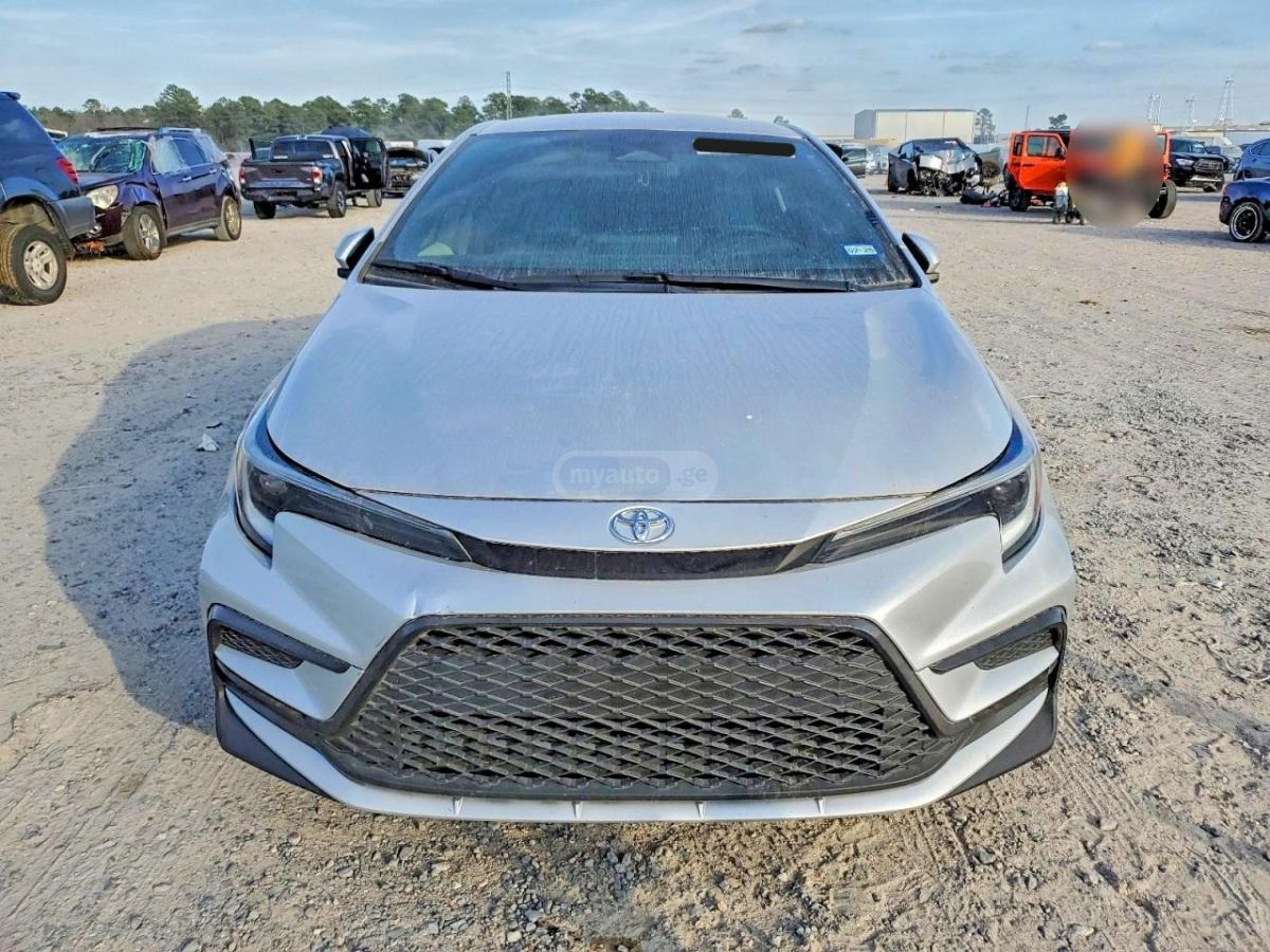 Toyota Corolla - фото 3