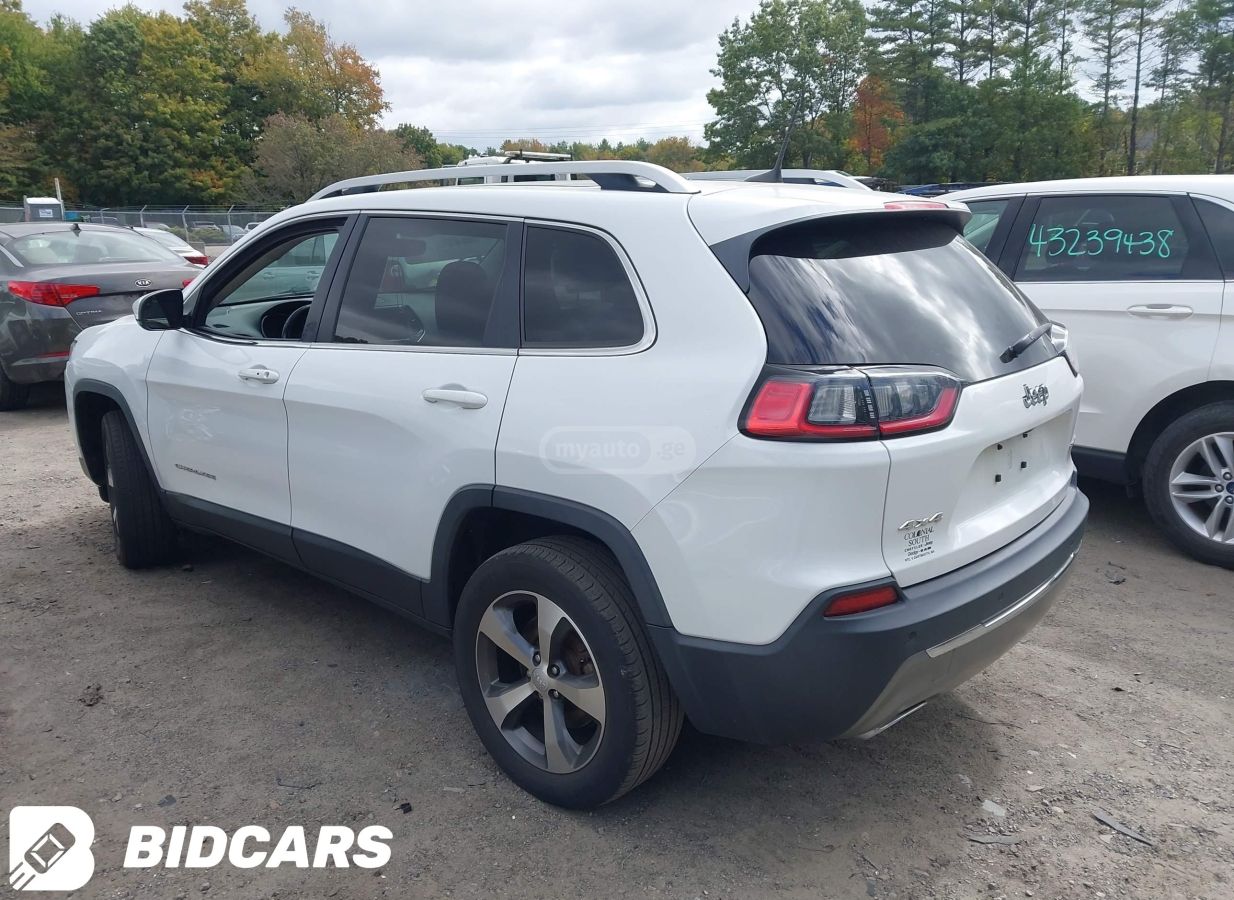 Jeep Cherokee - фото 3