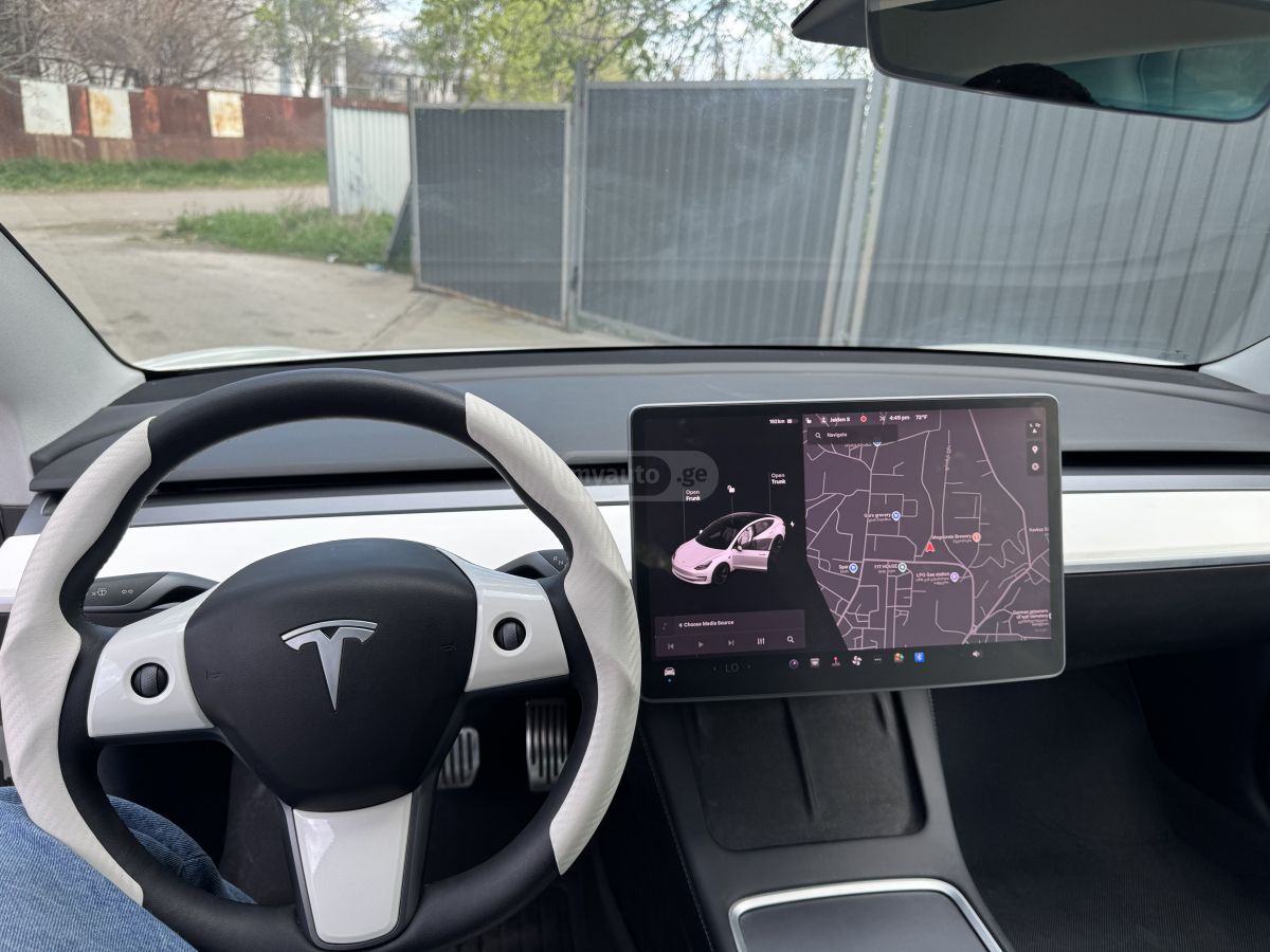 Tesla Model 3 - фото 7