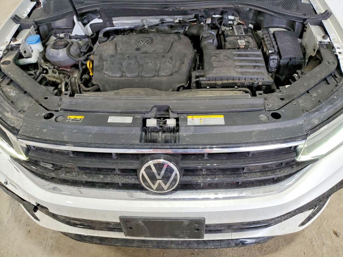 Volkswagen SE R-LINE BLACK — миниатюра 12