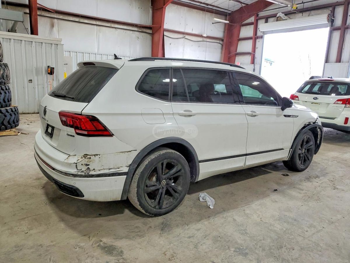 Volkswagen SE R-LINE BLACK — миниатюра 3