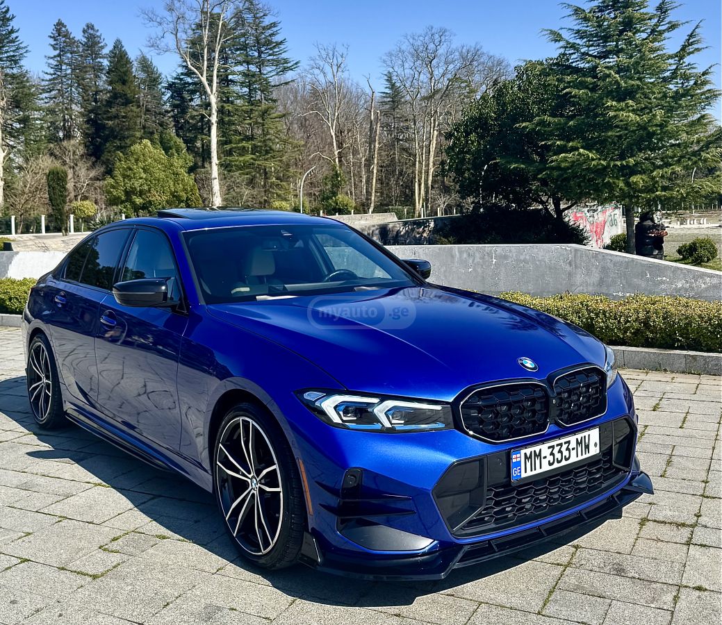 BMW 330 - фото 1