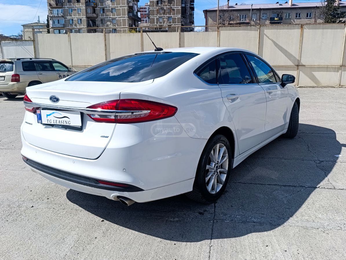 Ford Fusion - фото 3