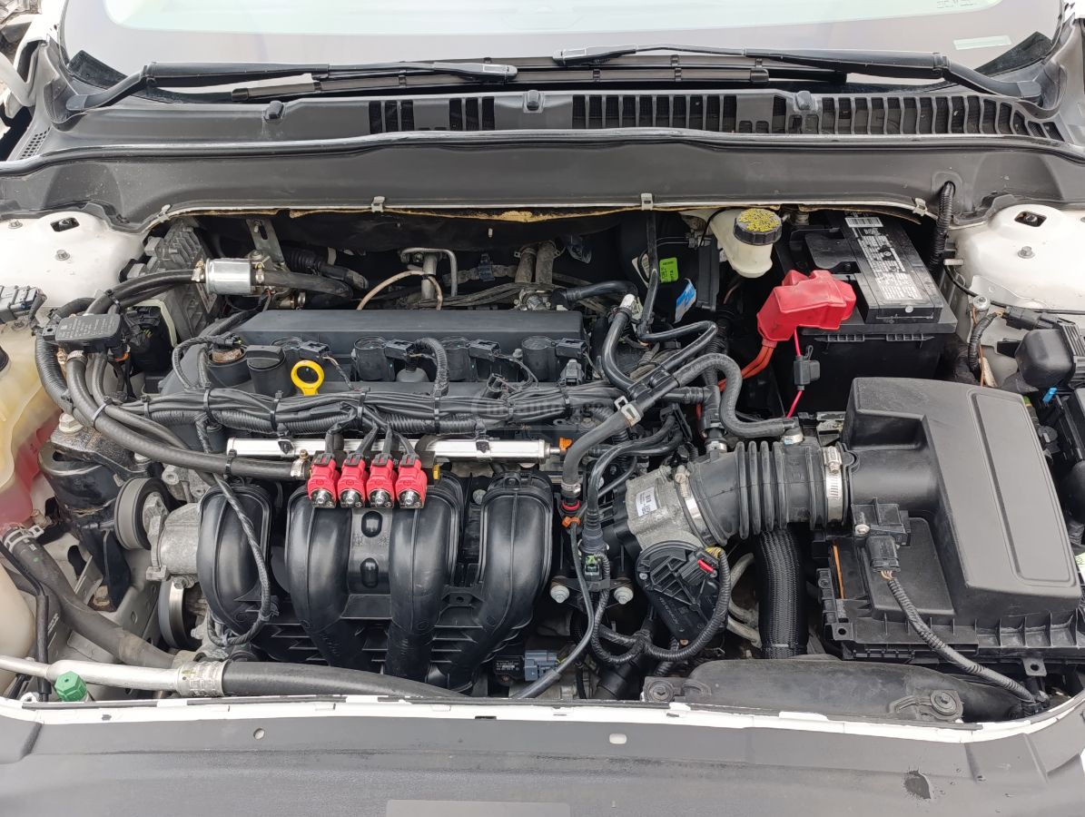 Ford Fusion - фото 8