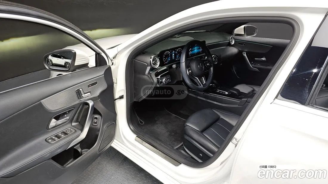 Mercedes-Benz - фото 11