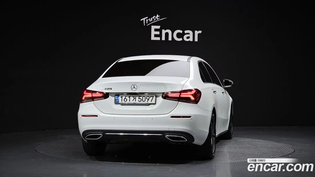 Mercedes-Benz - фото 4