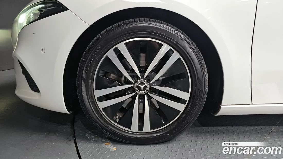 Mercedes-Benz - фото 5