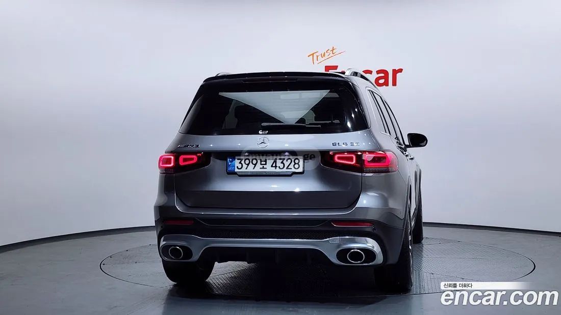 Mercedes-Benz GLB 35 AMG - фото 4