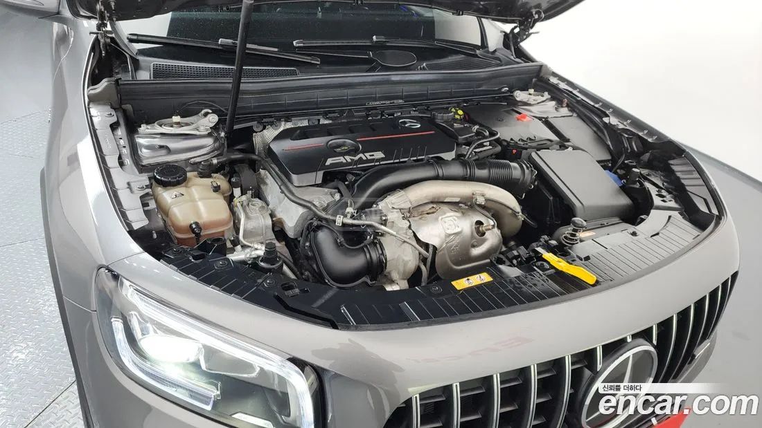 Mercedes-Benz GLB 35 AMG - фото 6