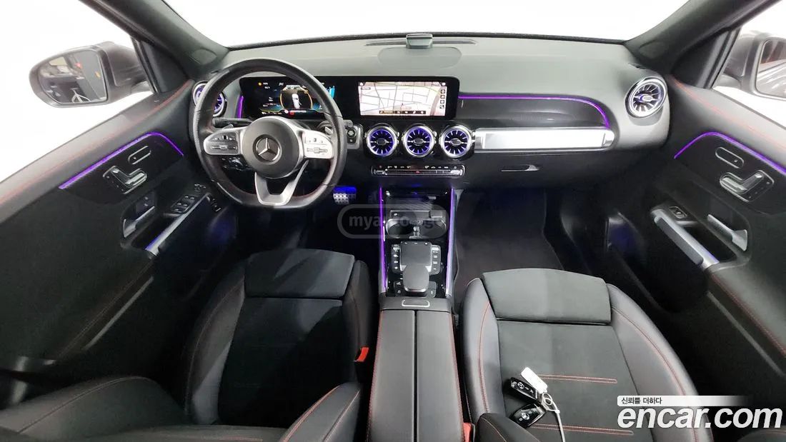 Mercedes-Benz GLB 35 AMG - фото 7