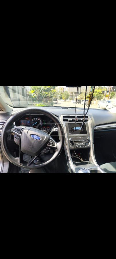 Ford Fusion - фото 12