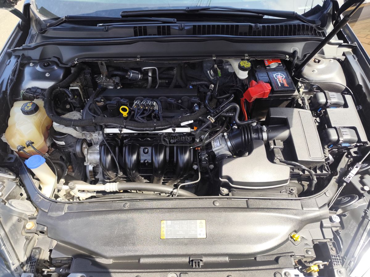 Ford Fusion - фото 4