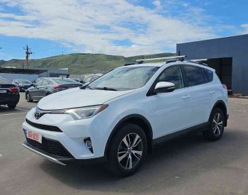 ToyotaRAV 4