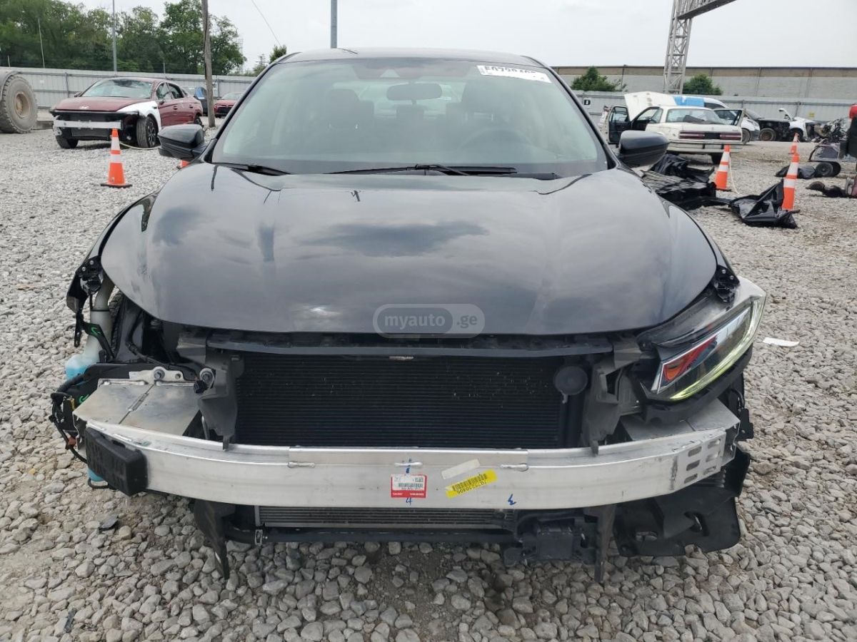 Honda Insight - фото 6