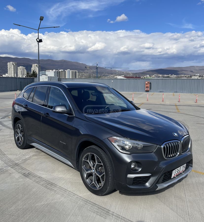 BMW X1 - фото 3