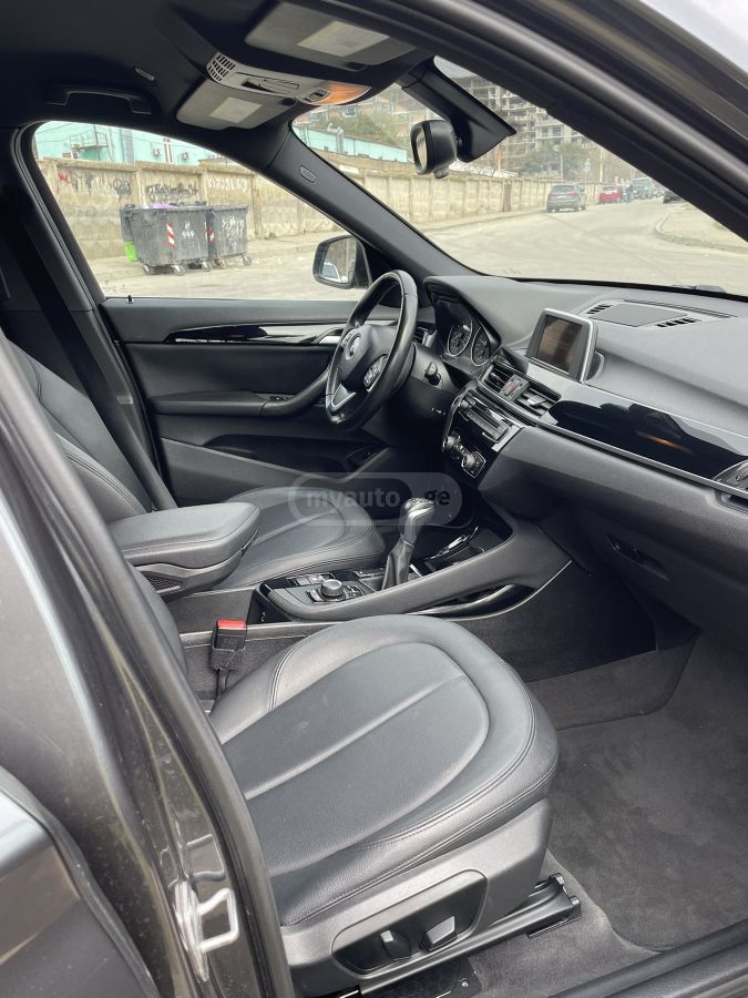BMW X1 - фото 8
