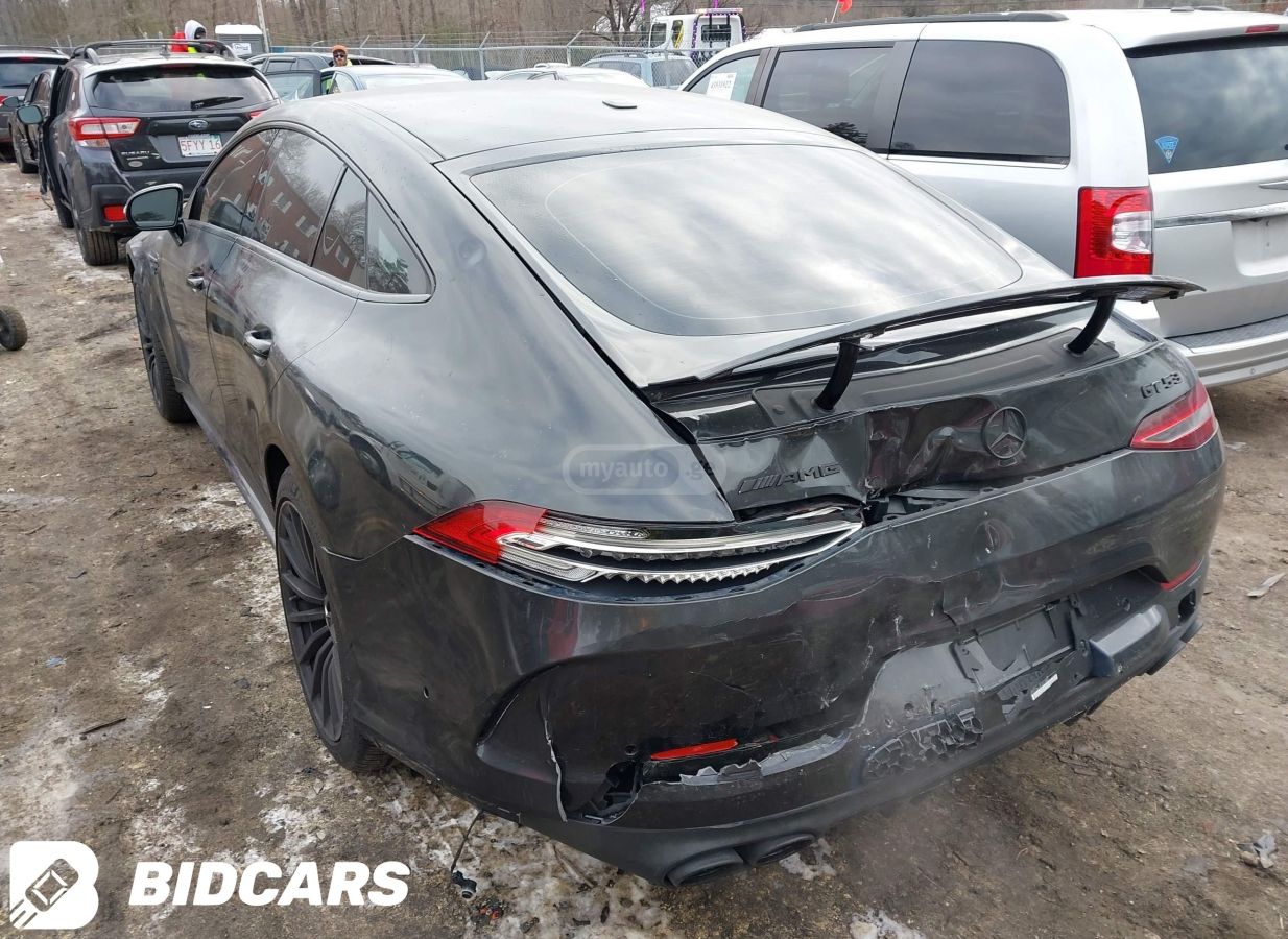 Mercedes-Benz AMG GT 53 - фото 7